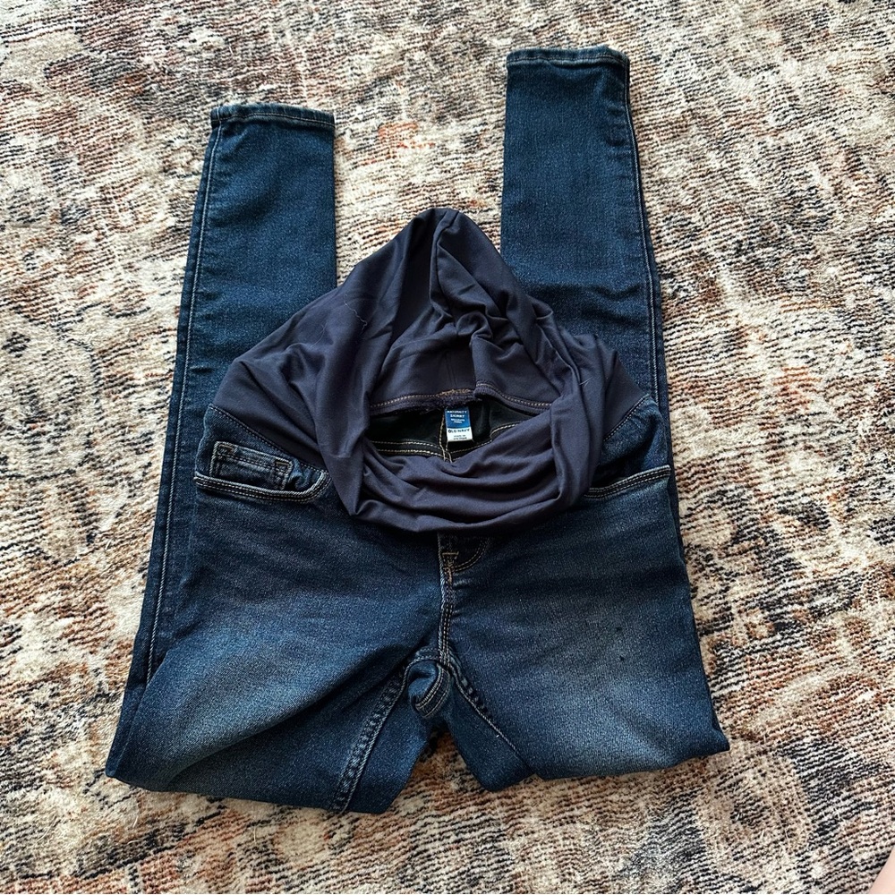 Old Navy Rockstar Full Panel Maternity Skinny Jeans